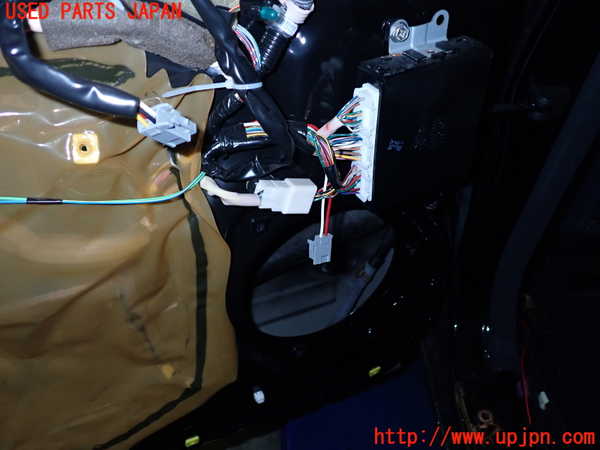 2UPJ-9241181320]セルシオ(UCF31)左後ドア 中古 ASAHI M2F5_5