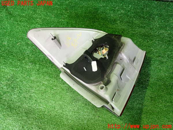 2UPJ-9241181530]セルシオ(UCF31)右テールランプ 中古_2