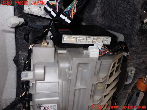 2UPJ-9241186095]セルシオ(UCF31)ブロアファン(ブロアーファン) 中古_2