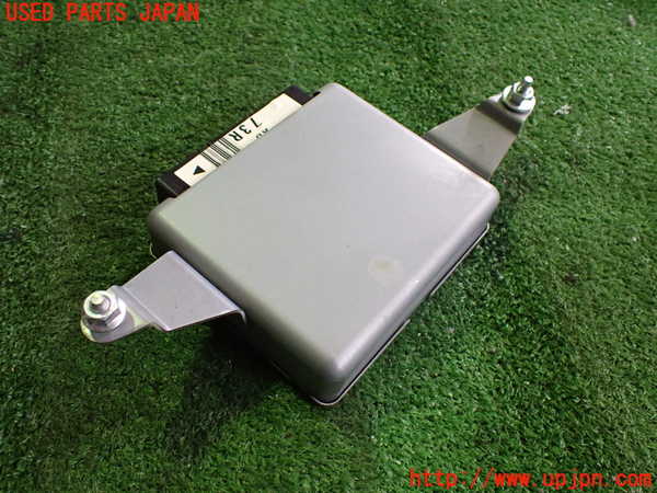 2UPJ-9241186120]セルシオ(UCF31)サスペンションコンピューター 中古_2