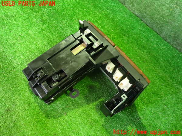 2UPJ-9241187842]セルシオ(UCF31)小物入れ2 中古_4