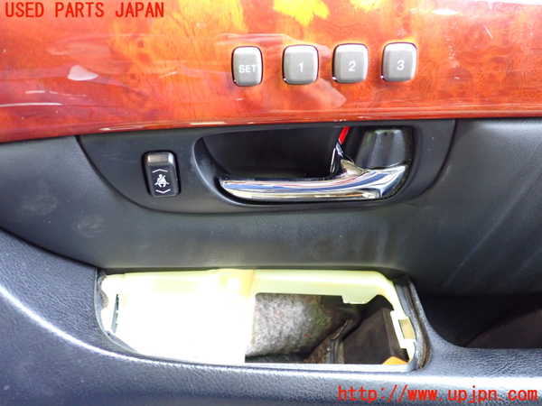 2UPJ-9241181234]セルシオ(UCF31)右前ドア内張り 中古_3