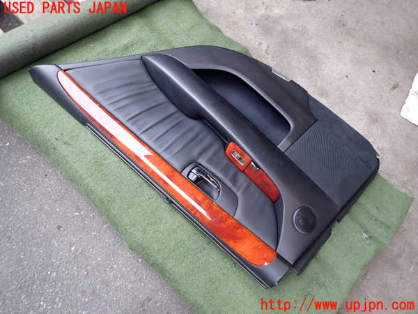 2UPJ-9241181294]セルシオ(UCF31)右後ドア内張り 中古_2