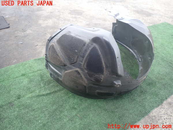 2UPJ-9241191090]ダッジ・チャージャー(型式不明)右前フェンダーライナー 中古_2