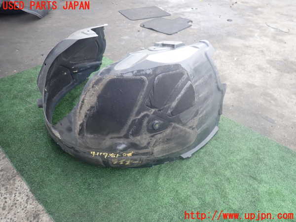 2UPJ-9241191090]ダッジ・チャージャー(型式不明)右前フェンダーライナー 中古_3