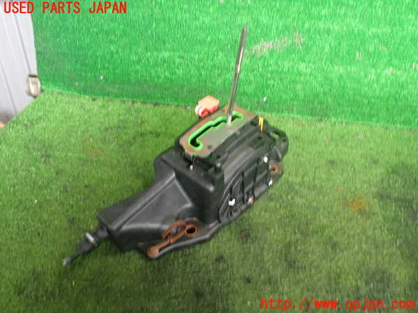 2UPJ-9241197555]ダッジ・チャージャー(型式不明)ATシフトレバー 中古_2