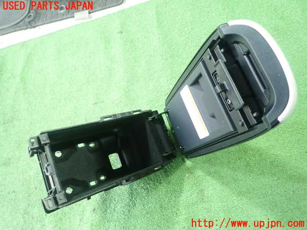 1UPJ-9241207540]MIRAI(ミライ)(JPD10)センターコンソール 中古_3