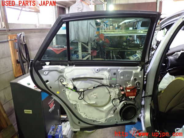 1UPJ-9241211320]クラウン ハイブリッド(AZSH20)左後ドア NSG M4S8 【ジャンク】_5