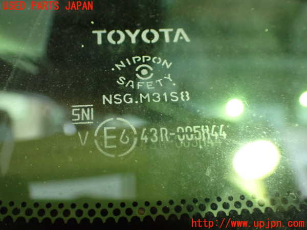 1UPJ-9241211382]クラウン ハイブリッド(AZSH20)左クォーターガラス NSG M31S8 中古_2