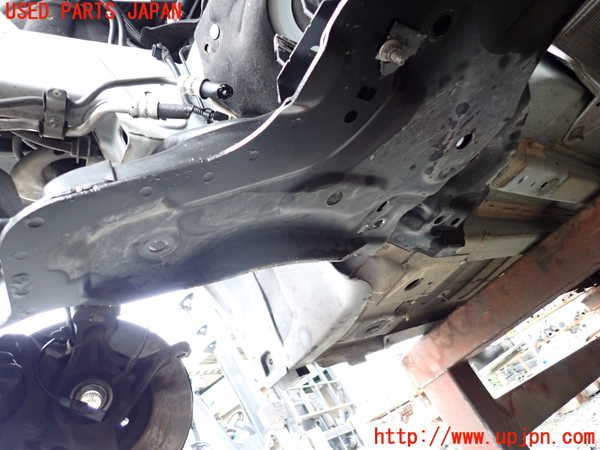 1UPJ-9241225285]プジョー・RCZ(T7R5F02)フロントメンバー 中古_2