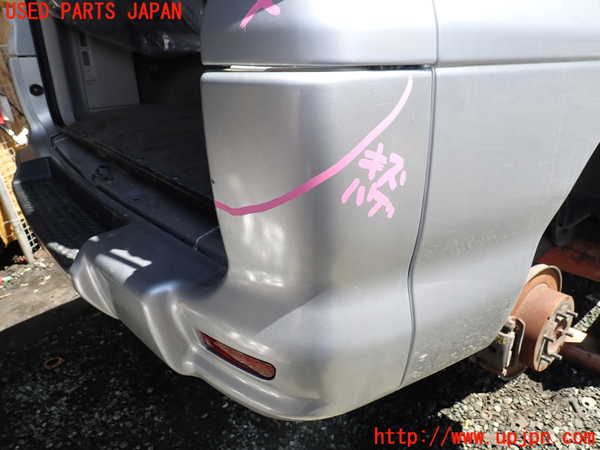 1UPJ-9241231610]デリカ スペースギア(PD6W)リアバンパー 中古_2