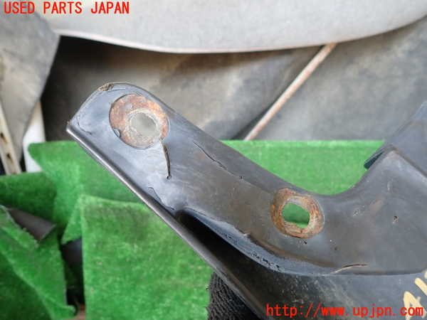 1UPJ-9241231454]デリカ スペースギア(PD6W)右リアマッドガード(泥除け) 中古_2