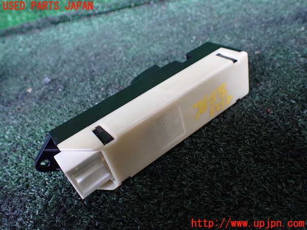 1UPJ-9241236245]デリカ スペースギア(PD6W)左前パワーウィンドウスイッチ 中古_2