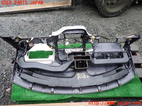 1UPJ-9241237505]デリカ スペースギア(PD6W)ダッシュボード 中古_5