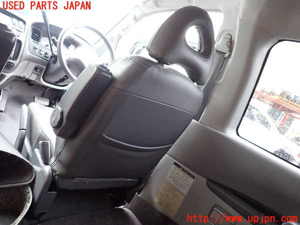 1UPJ-9241237035]デリカ スペースギア(PD6W)運転席シート 中古_5