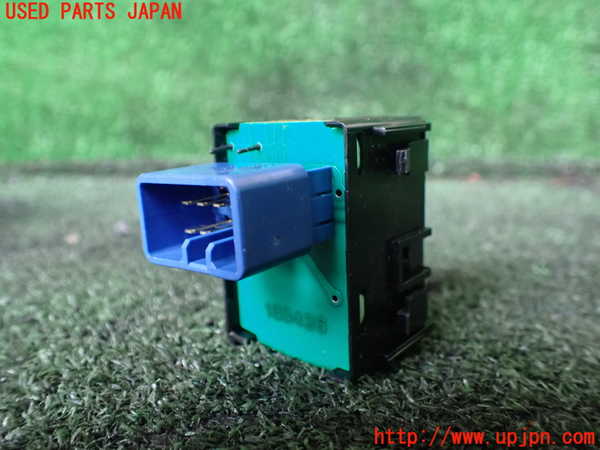1UPJ-9241236280]デリカ スペースギア(PD6W)ミラースイッチ 中古_2