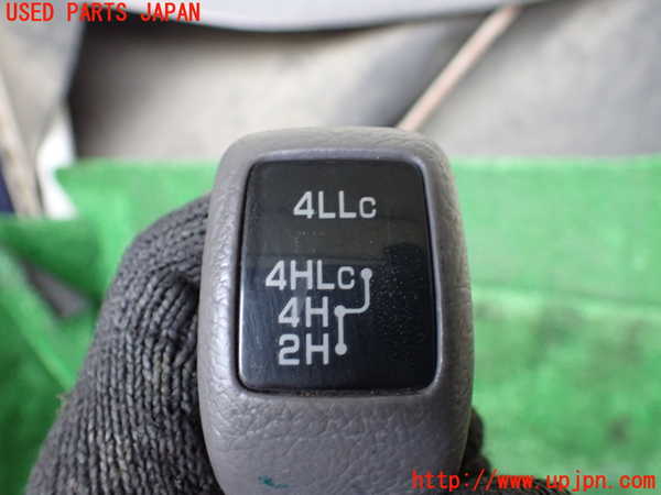 1UPJ-9241237570]デリカ スペースギア(PD6W)シフトノブ 中古_2