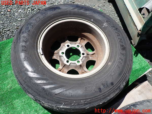 1UPJ-9241239026]デリカ スペースギア(PD6W)タイヤ　ホイール　1本① 225/80R15 中古_3
