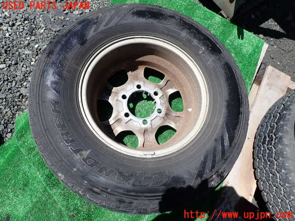 1UPJ-9241239028]デリカ スペースギア(PD6W)タイヤ　ホイール　1本③ 225/80R15 中古_3