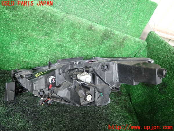 1UPJ-9241241130]CX-8(KG2P)右ヘッドライト LED 中古_3