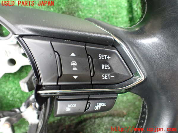 1UPJ-9241247855]CX-8(KG2P)ステアリングホイール 中古_2
