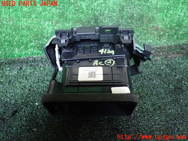 1UPJ-9241247527]CX-8(KG2P)エアコン吹き出し口2 (右) 中古_2