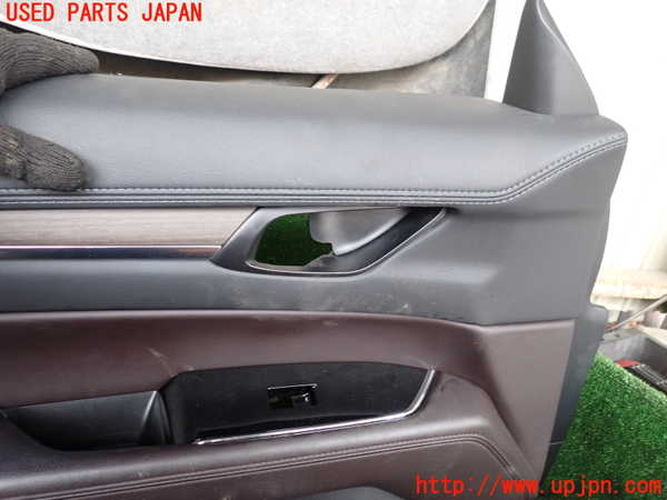 1UPJ-9241241264]CX-8(KG2P)左前ドア内張り 中古_2