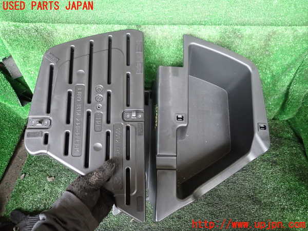 1UPJ-9241247772]CX-8(KG2P)ラゲッジトレイ2 中古_2