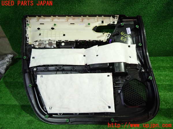 1UPJ-9241251234]ステップワゴン スパーダ ハイブリッド(RP5)右前ドア内張り 中古_4