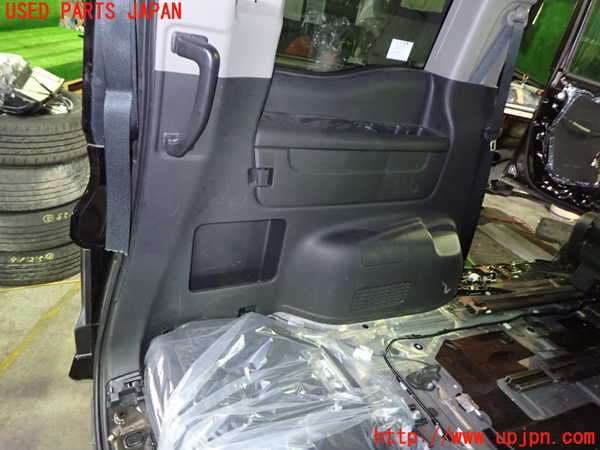 1UPJ-9241257680]ステップワゴン スパーダ ハイブリッド(RP5)左リアピラートリム 中古_4