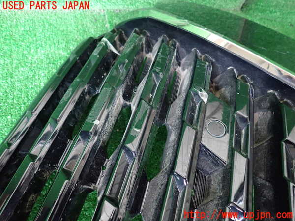 1UPJ-9241261050]キックス(RP15)ラジエターグリル 中古_2