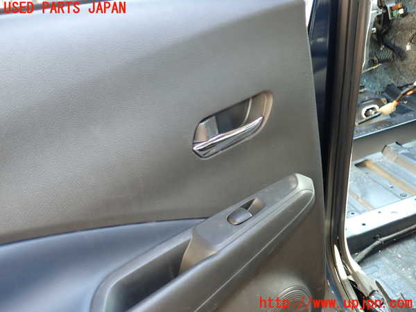 1UPJ-9241261320]キックス(RP15)左後ドア 中古 AGC M193 43R-000042_3