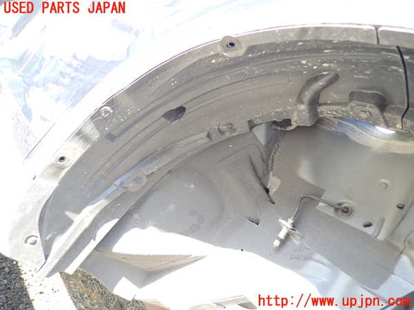 1UPJ-9241261090]キックス(RP15)右前フェンダーライナー 中古_2