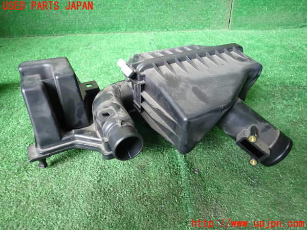 1UPJ-9241262560]キックス(RP15)エアクリーナーボックス 中古_2