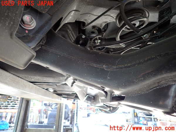 1UPJ-9241265380]キックス(RP15)リアアクスルビーム 中古_5