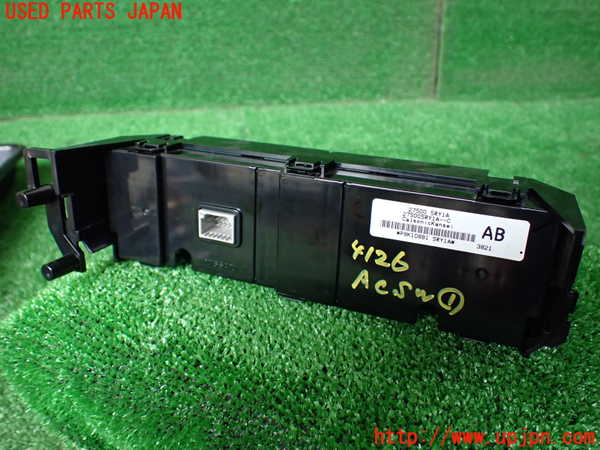 1UPJ-9241266066]キックス(RP15)エアコンスイッチ1 中古_2