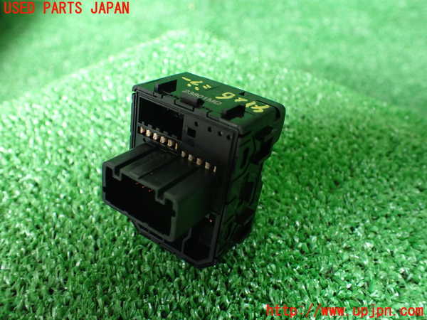 1UPJ-9241266280]キックス(RP15)ミラースイッチ 中古_2