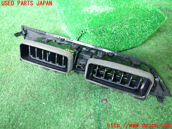 1UPJ-9241267527]キックス(RP15)エアコン吹き出し口2(真中) 中古_2