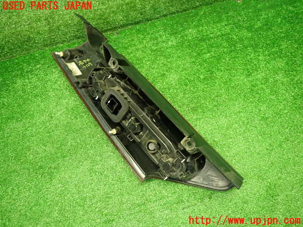 1UPJ-9241271530]ルノー・カングー(KWK4M)右テールランプ 中古_3