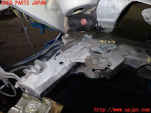 1UPJ-9241275285]ルノー・カングー(KWK4M)フロントメンバー 中古_2
