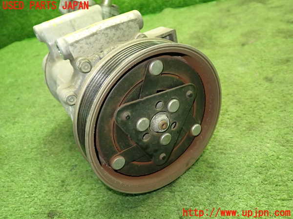 1UPJ-9241276025]ルノー・カングー(KWK4M)エアコンコンプレッサー 中古_3