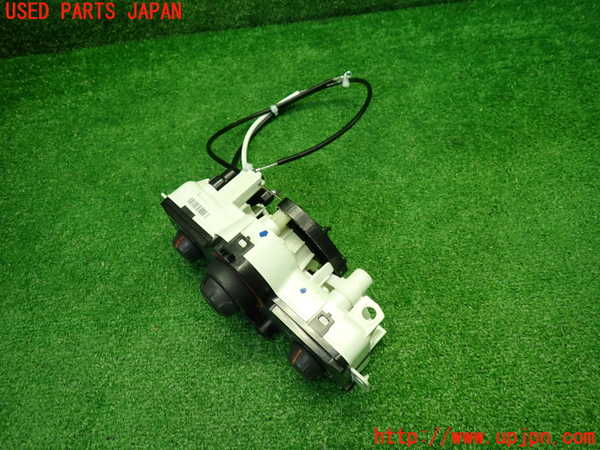1UPJ-9241276066]ルノー・カングー(KWK4M)エアコンスイッチ1 中古_2
