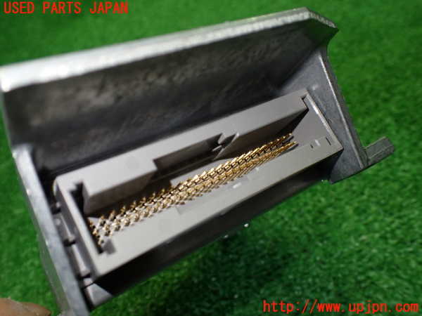 1UPJ-9241276145]ルノー・カングー(KWK4M)エアバッグコンピューター 中古_3