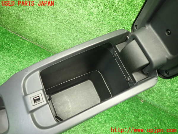 1UPJ-9241277540]ルノー・カングー(KWK4M)センターコンソール 中古_4