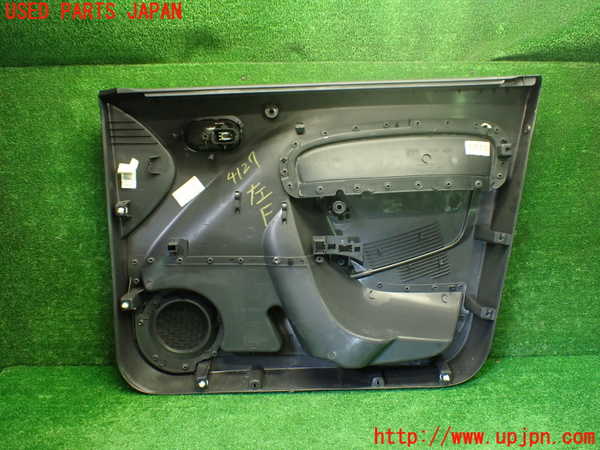 1UPJ-9241271264]ルノー・カングー(KWK4M)左前ドア内張り 中古_4
