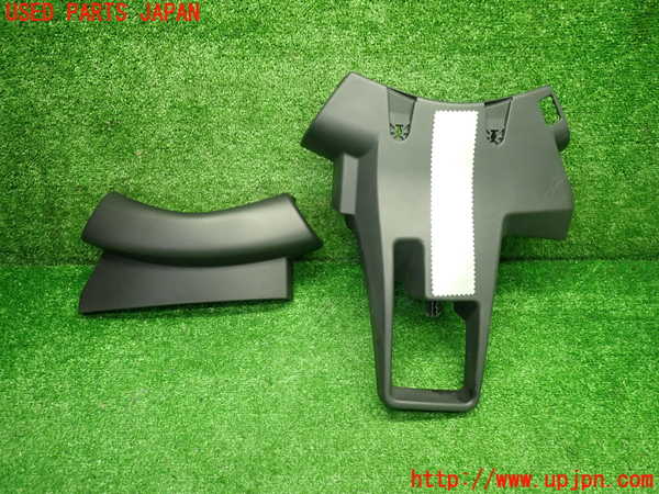 1UPJ-9241277905]ルノー・カングー(KWK4M)コラムカバー 中古_4