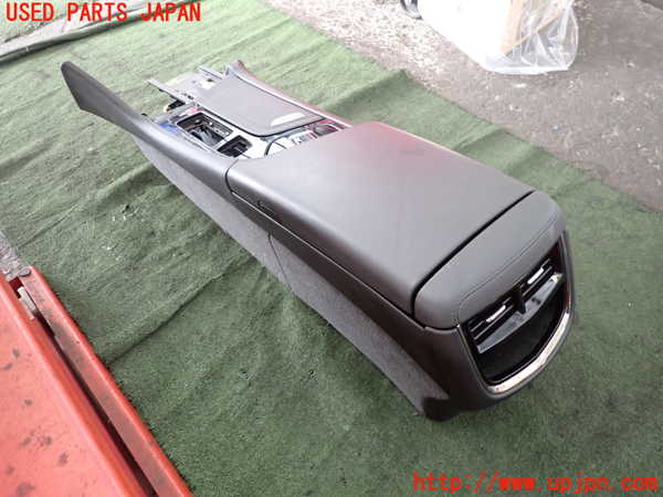 2UPJ-9241287540]キャデラック・CTS スポーツセダン(A1LL)センターコンソール 中古_2