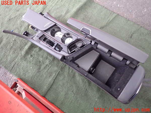 2UPJ-9241287540]キャデラック・CTS スポーツセダン(A1LL)センターコンソール 中古_3