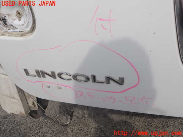 2UPJ-9241291566]リンカーン・ナビゲーター(型式不明)バックドア リアゲート ハッチ 中古 CARLITE M205_3