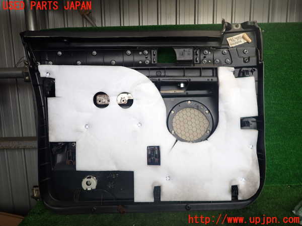 2UPJ-9241291234]リンカーン・ナビゲーター(型式不明)右前ドア内張り 中古_4